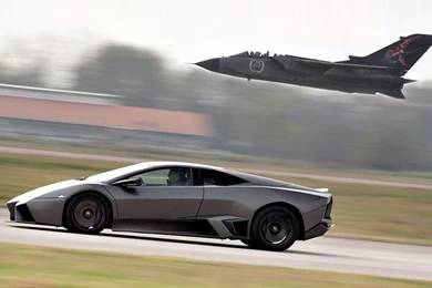 Reventon Racing Jet Plane Wallpapers 800×600   Lamborghini Wallpapers