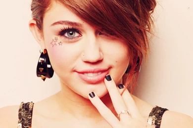 Miley Cyrus Wallpapers 2011