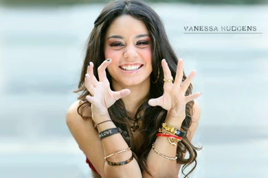 Vanessa Hudgens HD Wallpapers For Desktop Download