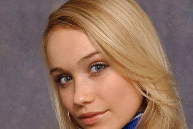 Katrina Bowden 154.jpg
