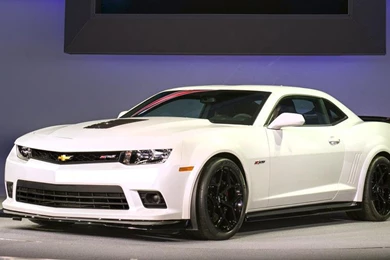 Chevy Camaro 2014 Z28 Wallpapers