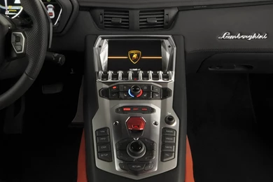 Lamborghini Aventador Interior (id: 199816) – BUZZERG