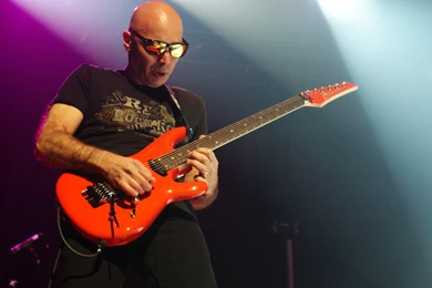 3535x1896px Joe Satriani
