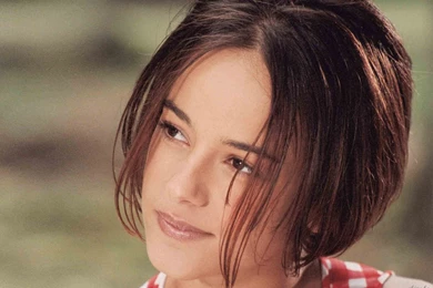 Alizee Hd Images   Usseek.com