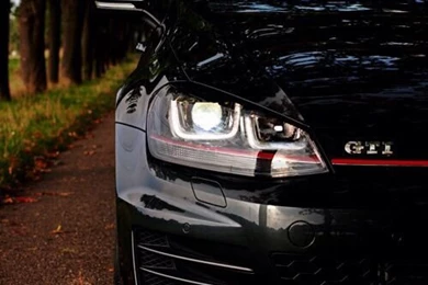 Volkswagen GOLF GTI Mk7 Deep Black