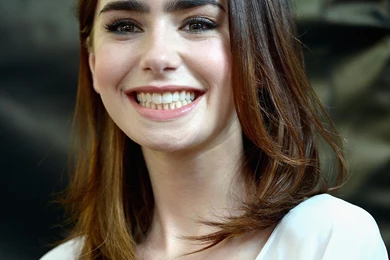 Pictures Of Lily Collins   Pictures Of Celebrities