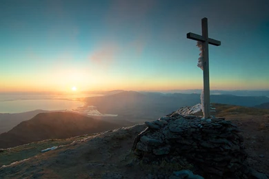 Free Cross Wallpapers Desktop