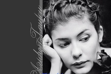 94109d1327298207 audrey tautou audrey tautou wallpaper.jpg