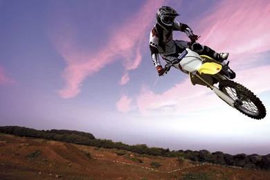 Salto En Moto Suzuki Wallpapers » WallDevil   Best Free HD Desktop ...