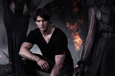 Nina Dobrev In Vampire Diaries Wallpapers   Free iPhone Wallpapers