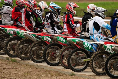 Download Motocross Motorbikes Wallpapers 1600x1200