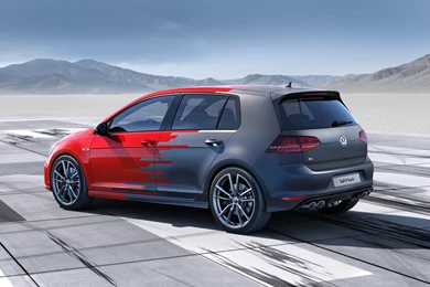 Volkswagen Golf R   Wallpapers
