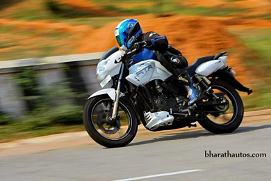 Wallpapers Pulsar Tvs Apache Rtr 1280x960