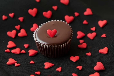 Awesome Love On The Cake Chocolate Wallpapers H