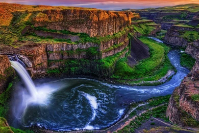 Spectacular Views Of The Waterfall Desktop Wallpapers 12 ...
