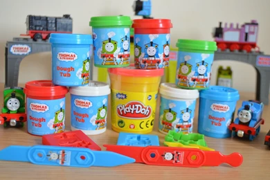Play Doh Thomas And Friends Thomas The Tank James Percy Harold ...