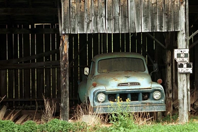 Studebaker In Barn Wallpapers And Backgrounds (1024 X 768 ...