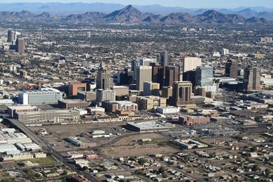 File:Phoenix AZ Downtown From Airplane.jpg   Wikimedia Commons