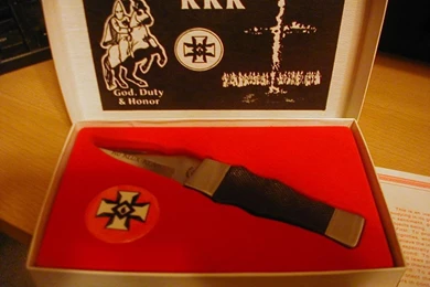 KKK Knife And Pin Set   Stormfront