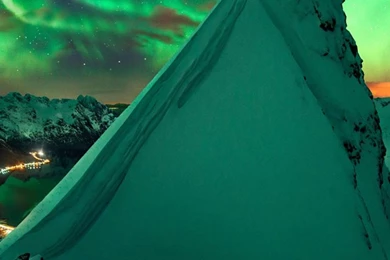 Norwegian Lofoten Island Aurora iPhone Wallpapers Free Wallpapers ...