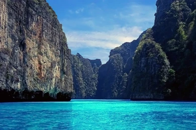 Awesome Blue River Wallpapers Image