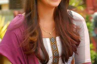 Nayanthara Cute Images   Widescreen HD Wallpapers