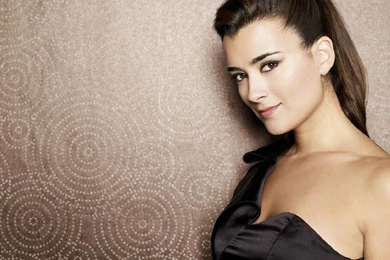 Top Cote De Pablo Pictures