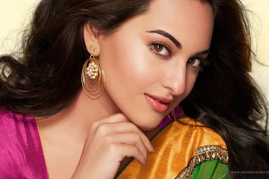 Sonakshi Sinha 3 Wallpapers
