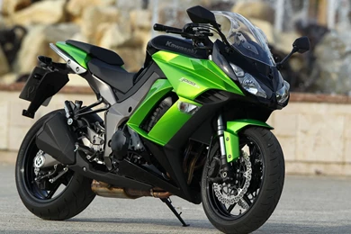 Kawasaki Z1000 Wide HD Images