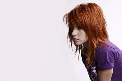 SuperHD.pics: Hayley Williams Celebrity Simple Backgrounds Singers ...