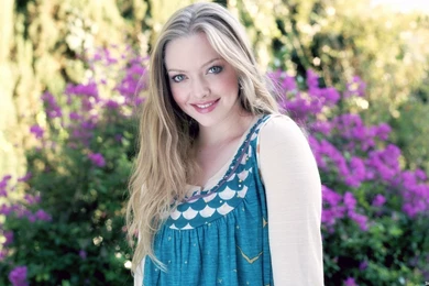 Amanda <3   Amanda Seyfried Wallpapers (16608621)   Fanpop