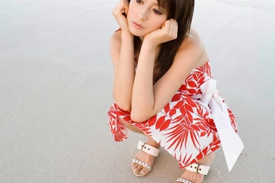 Leah Dizon Wallpaper Backgrounds (850 X 1280 )   HD Beach Wallpapers