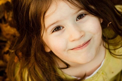 Sweet Little Girl iPhone 6 Wallpapers