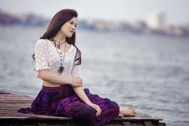 Girl Lonely Wallpapers HD