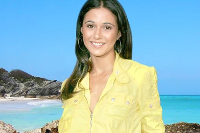 123900d1347256228 emmanuelle chriqui emmanuelle chriqui wallpaper 2560 x 1920.jpg