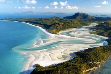 The Bing Theme Photography: Blue Sky And Water And The Rock ...