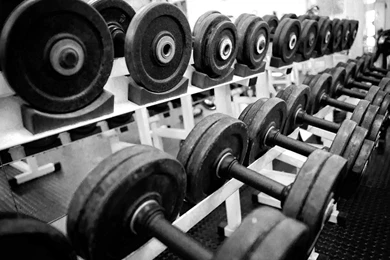 Wallpapers Download 2880x1800 Dumbbells In A Gym