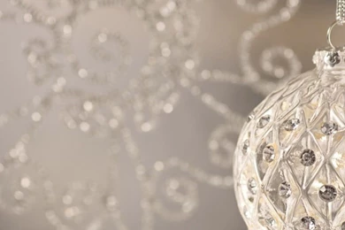 768x1024 Christmas Globe Ipad Wallpapers