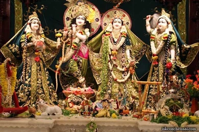Sri Sri Radha Krishna Lalita Vishakha Wallpapers {ISKCON Chennai ...