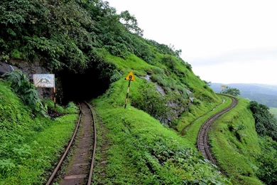 Sharpest Curve Of Indian Railway