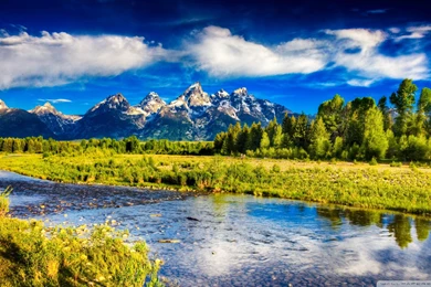 Beautiful Scenery Of Mountains