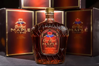 CROWN ROYAL Canadian Whisky Alcohol Wallpapers