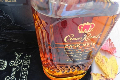 Jason's Scotch Whisky Reviews: Review: Crown Royal Cask No. 16