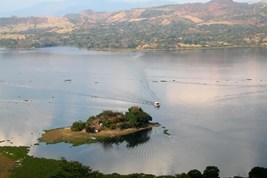 HD The Sea And The Small Island Of El Salvador Wallpapers   New ...