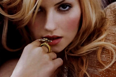 Elisha Cuthbert Desktop Wallpapers