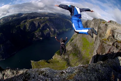 BASE Jumping   Wikipedia, The Free Encyclopedia