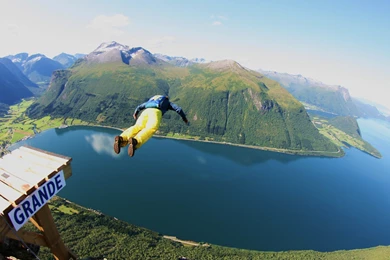 Base Jumping Adventure Sports Wallpapers HD For Desktop