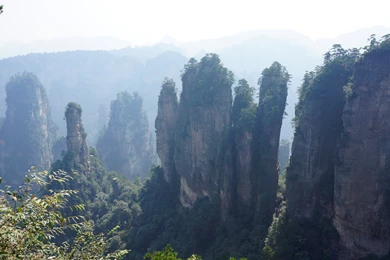 BASE Jumping – Suz Graham