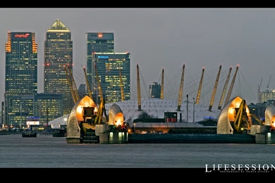 Canary Wharf Barriering London Skyline All Can Find Are ...