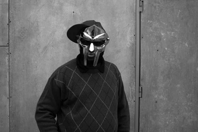 1370x902px Mf Doom